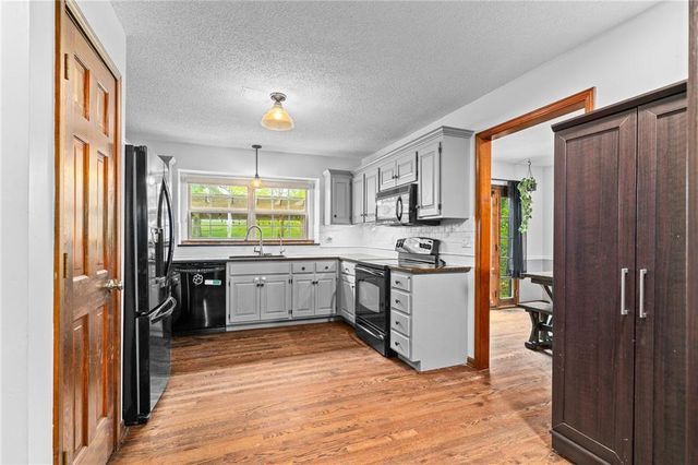 1994 Texas Prairie Road, Bates City, MO 64011
