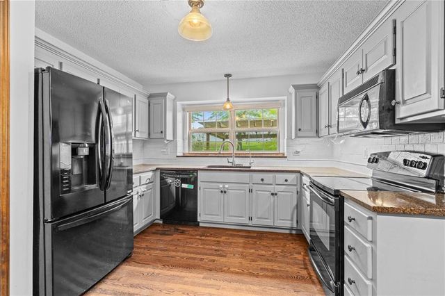 1994 Texas Prairie Road, Bates City, MO 64011