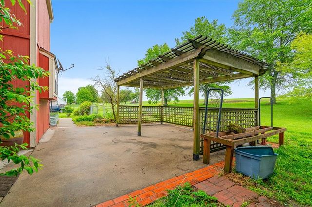 1994 Texas Prairie Road, Bates City, MO 64011