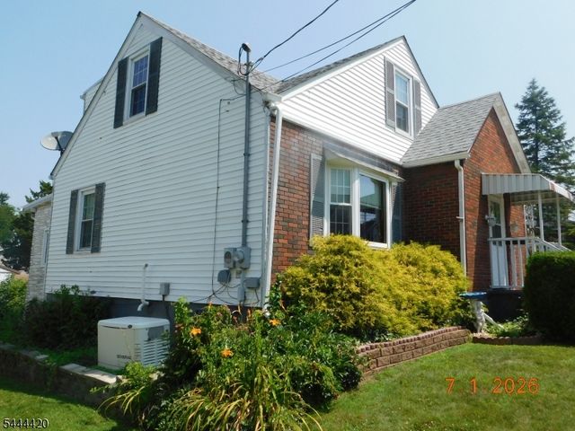537 John Mitchell Ave, Phillipsburg Town, NJ 08865