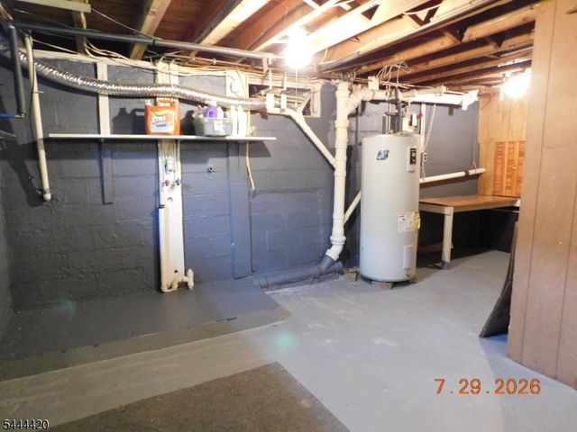 537 John Mitchell Ave, Phillipsburg Town, NJ 08865