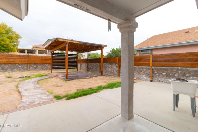 1544 CHEROKEE RIDGE Drive, El Paso, TX 79912