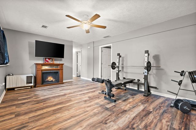 6635 Lakewood Avenue, Portage, IN 46368