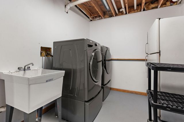 6635 Lakewood Avenue, Portage, IN 46368