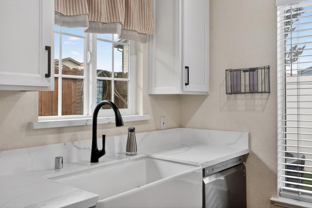 1619 Vallarta Cir, Sacramento, CA 95834