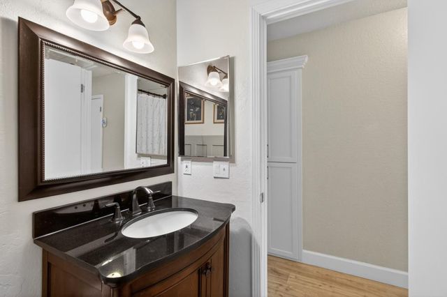 1619 Vallarta Cir, Sacramento, CA 95834