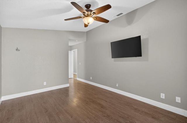 1619 Vallarta Cir, Sacramento, CA 95834