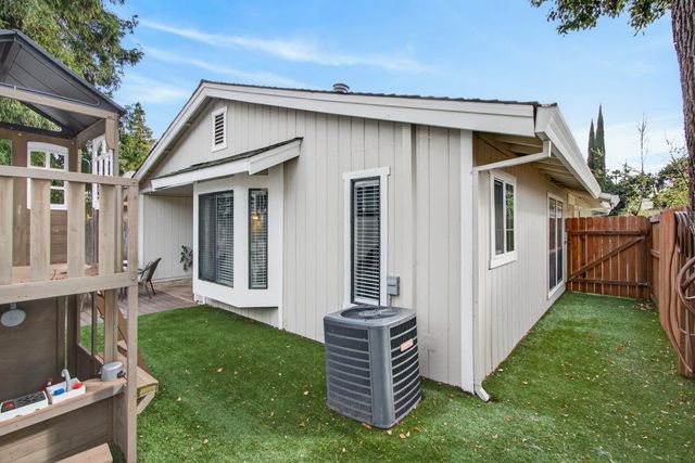 1619 Vallarta Cir, Sacramento, CA 95834