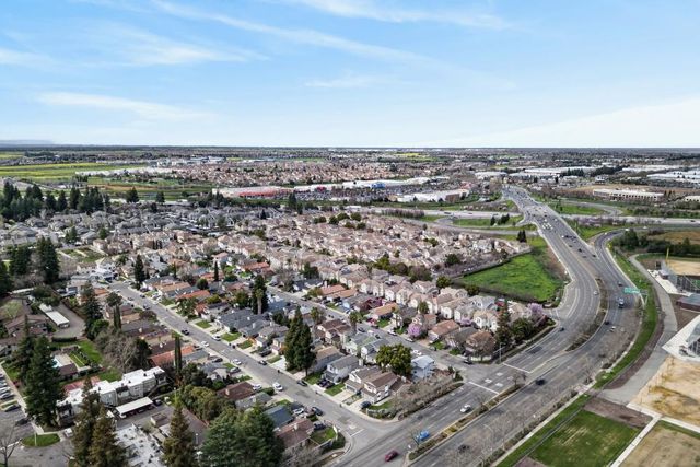 1619 Vallarta Cir, Sacramento, CA 95834