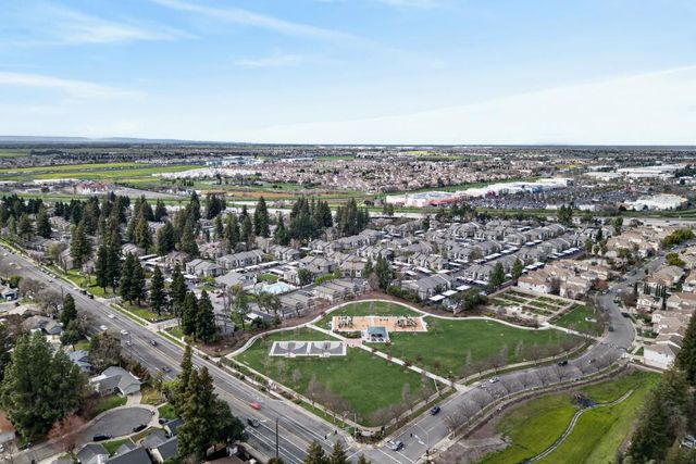 1619 Vallarta Cir, Sacramento, CA 95834