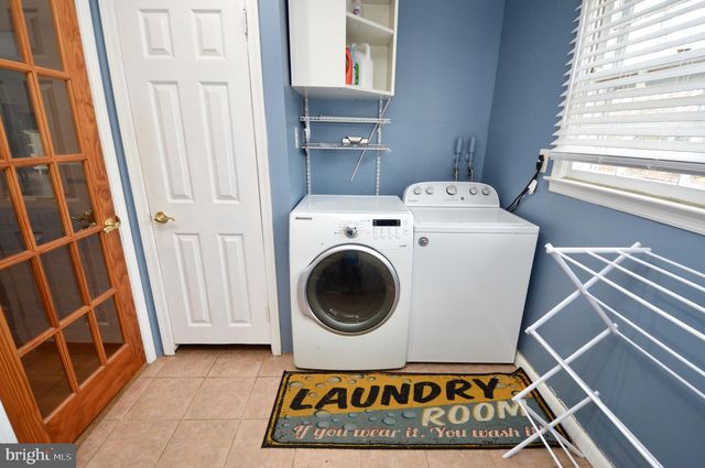 200 CHARLANN CIR, Cherry Hill, NJ 08003