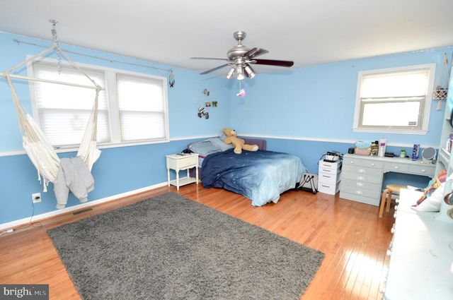 200 CHARLANN CIR, Cherry Hill, NJ 08003