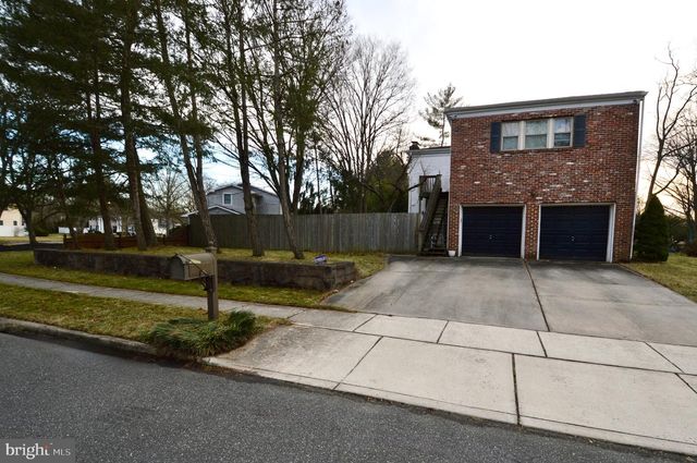 200 CHARLANN CIR, Cherry Hill, NJ 08003