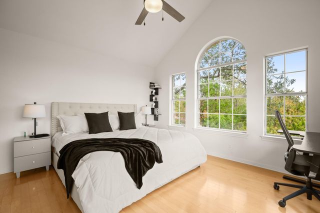 7209 Foxtree CV, Austin, TX 78750