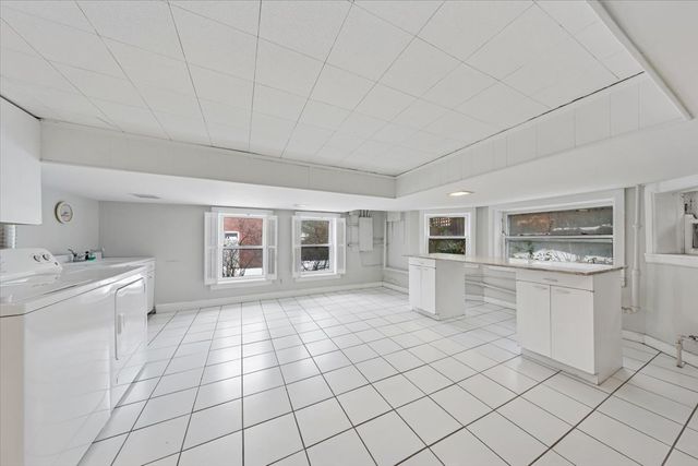 1235 Ridge Avenue, Evanston, IL 60202