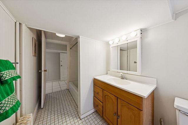 1235 Ridge Avenue, Evanston, IL 60202