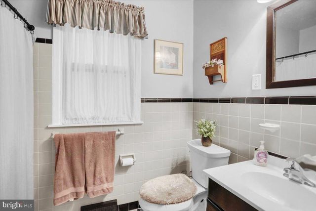 770 ALMSHOUSE RD, Doylestown, PA 18901