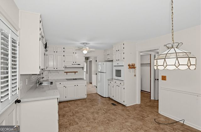 110 Jade Cove Circle, Roswell, GA 30075