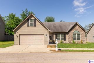 119 Ashton Walk, Radcliff, KY 40160