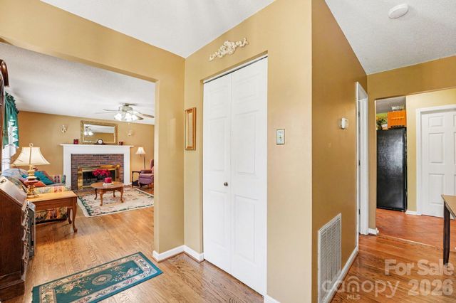 140 Eastwood Drive, Statesville, NC 28625