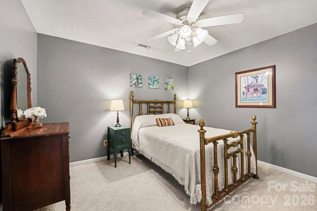 140 Eastwood Drive, Statesville, NC 28625
