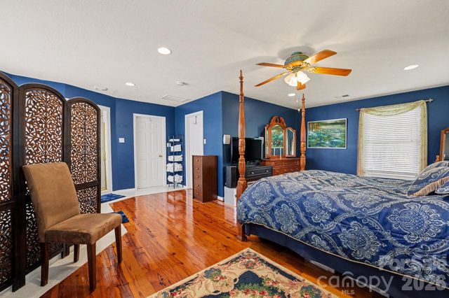 140 Eastwood Drive, Statesville, NC 28625