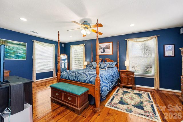 140 Eastwood Drive, Statesville, NC 28625