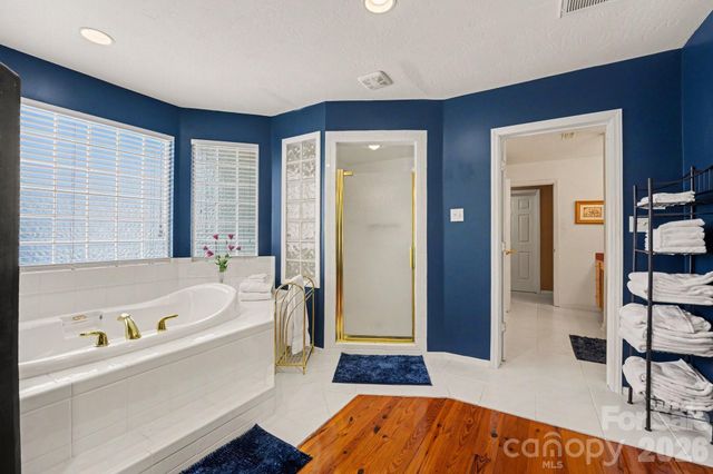 140 Eastwood Drive, Statesville, NC 28625