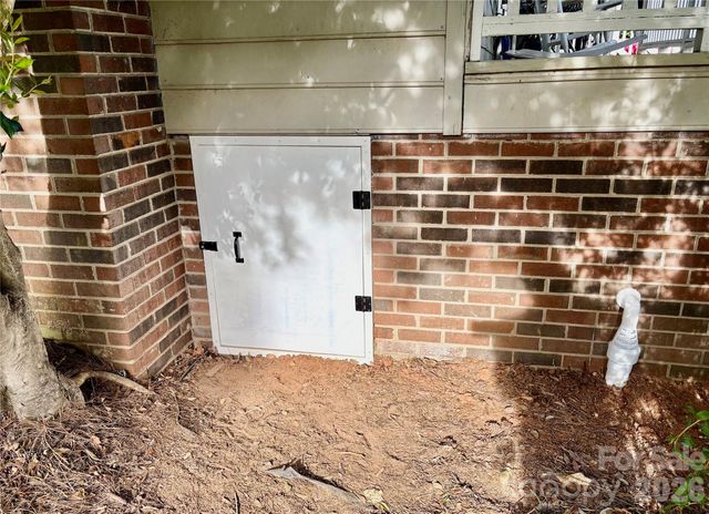 140 Eastwood Drive, Statesville, NC 28625