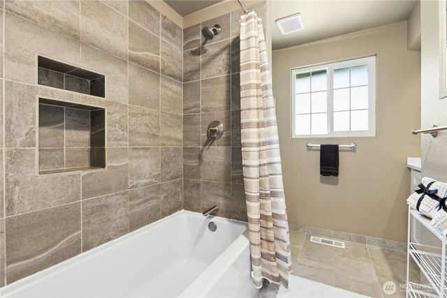 860 Valley View Place SW, Issaquah, WA 98027