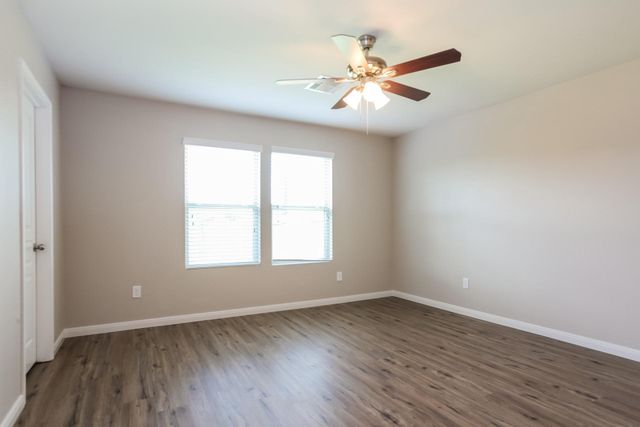 6450 Dayridge Lane, Houston, TX 77048