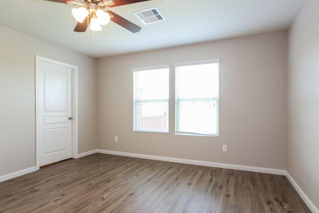 6450 Dayridge Lane, Houston, TX 77048