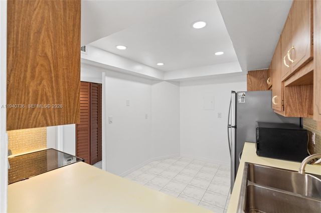 1351 NE Miami Gardens Dr 301E, Miami, FL 33179
