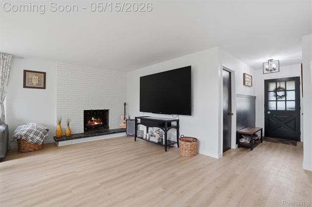 47129 Dunsany Road, Northville, MI 48167