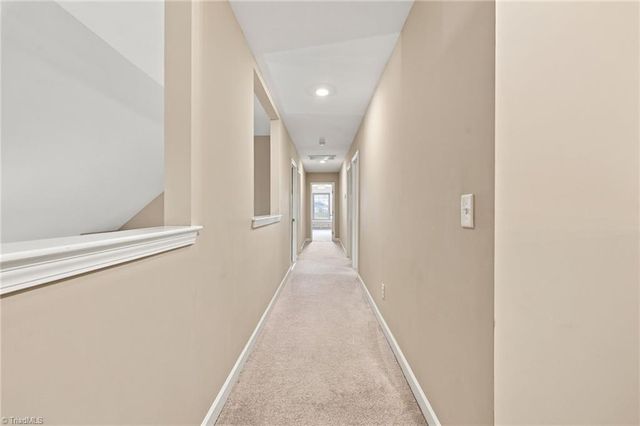 219 Hawks Nest Circle, Clemmons, NC 27012
