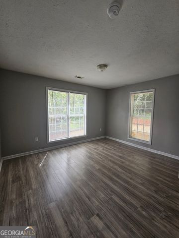 7 Chelsea Lane, Grantville, GA 30220