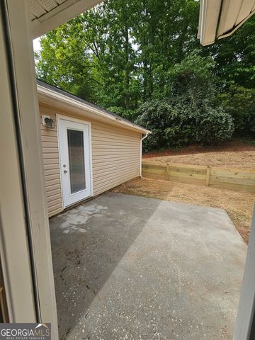 7 Chelsea Lane, Grantville, GA 30220