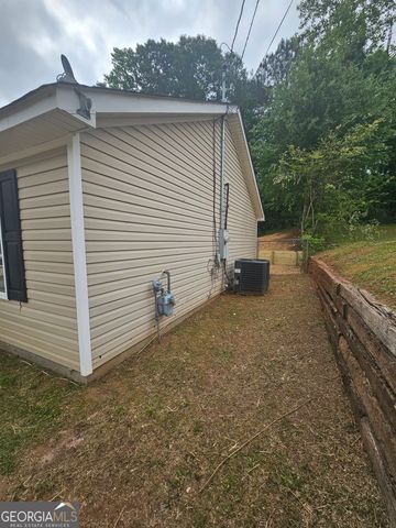 7 Chelsea Lane, Grantville, GA 30220
