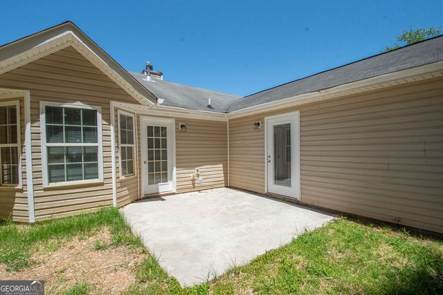 7 Chelsea Lane, Grantville, GA 30220