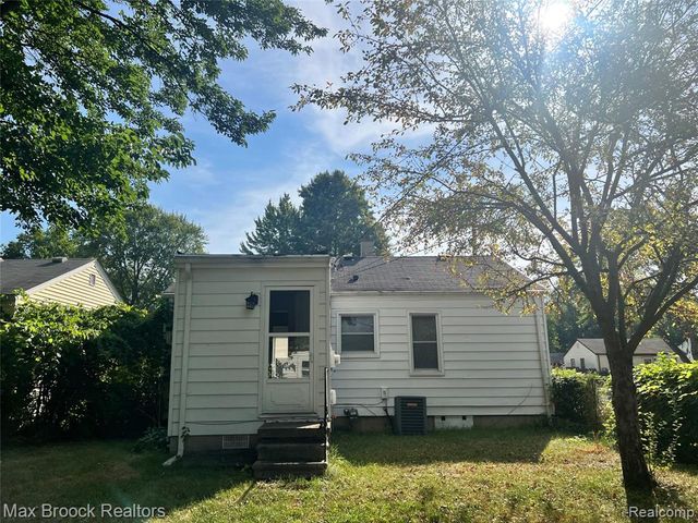 27803 Dartmouth Street, Madison Heights, MI 48071