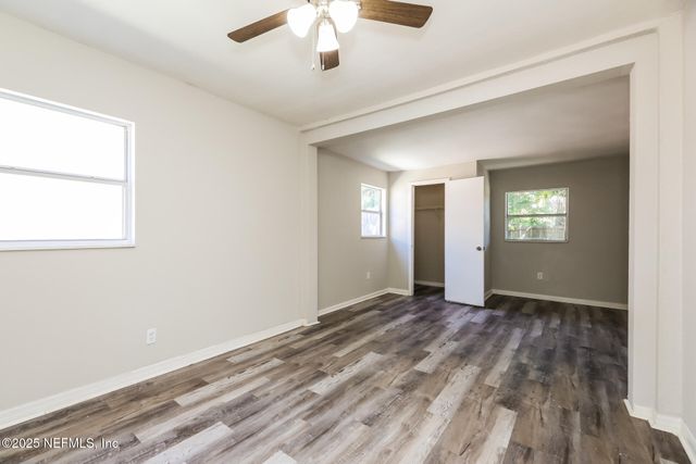 7519 WHEAT Road, Jacksonville, FL 32244