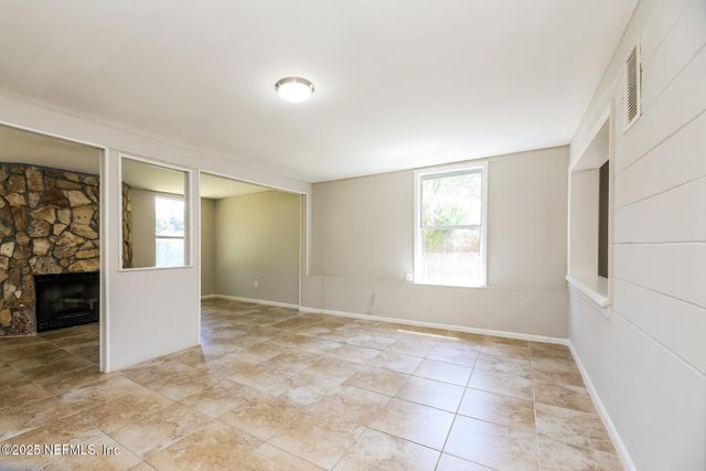 7519 WHEAT Road, Jacksonville, FL 32244