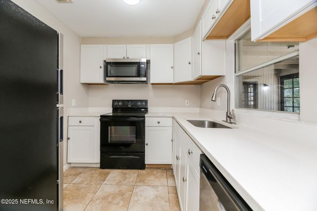 7519 WHEAT Road, Jacksonville, FL 32244