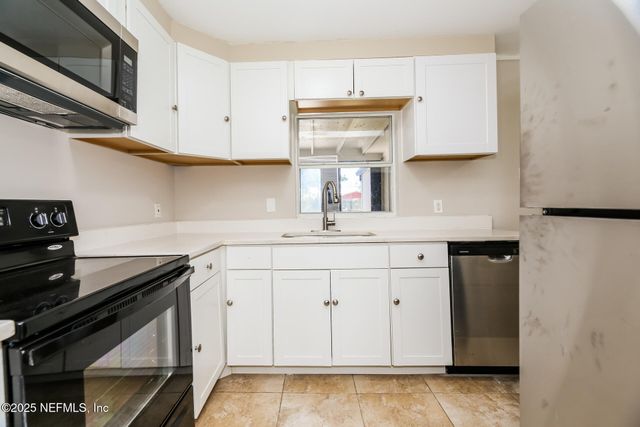 7519 WHEAT Road, Jacksonville, FL 32244