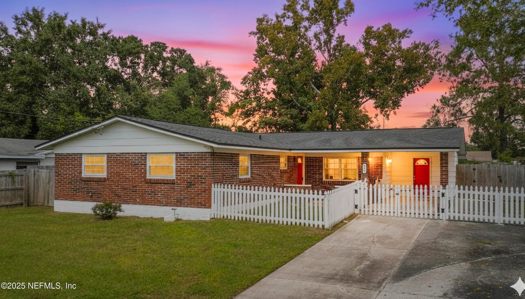 491 CLERMONT Avenue S, Orange Park, FL 32073