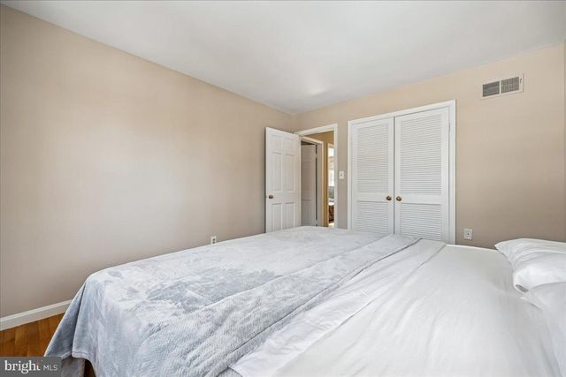 13120 BRANDON WAY RD, Gaithersburg, MD 20878