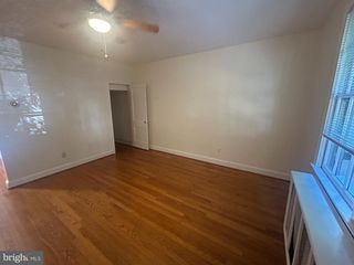 4474 MACARTHUR BLVD NW #2, Washington, DC 20007