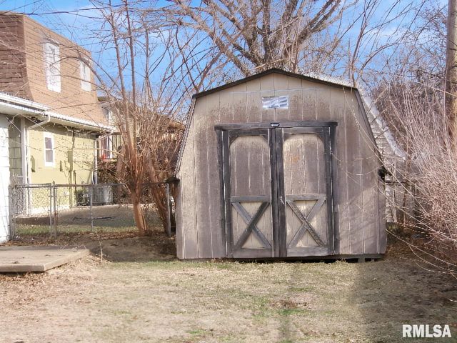 1300 JEFFERSON Street, Pekin, IL 61554