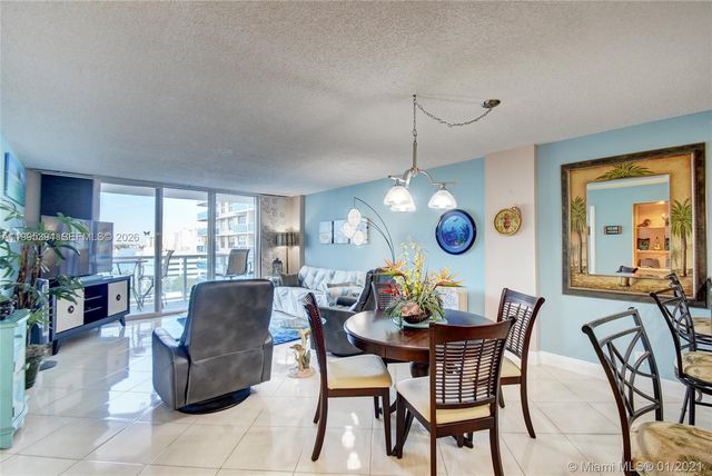 3800 S Ocean Dr 902, Hollywood, FL 33019