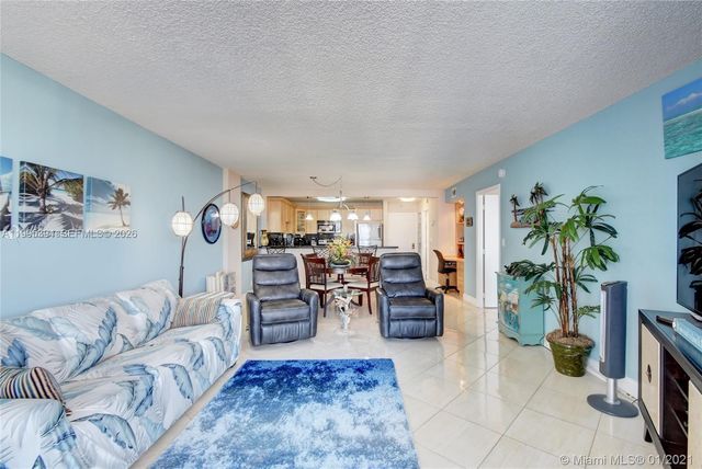 3800 S Ocean Dr 902, Hollywood, FL 33019